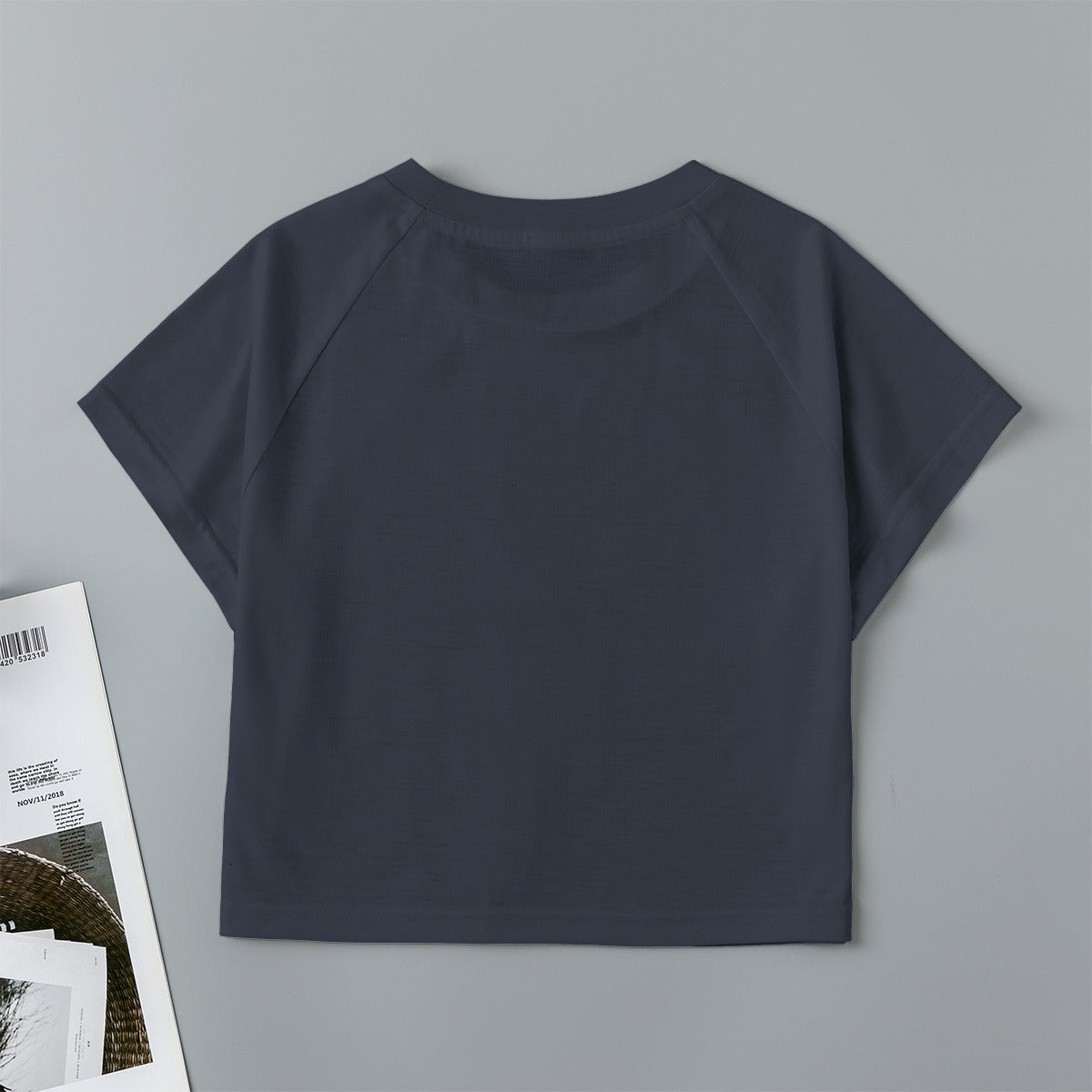 Eco-friendly  All-Over Print Women's cropped Raglan T-shirt With Short Sleeve
